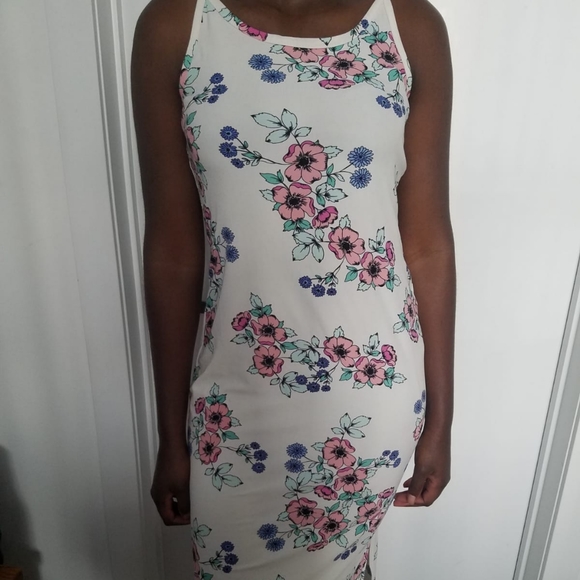 Floral dress - Picture 2 of 3